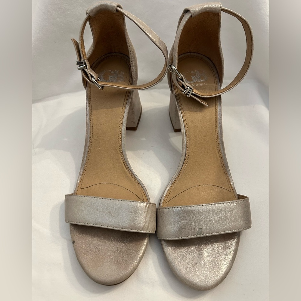 GB Block-Party‎ Leather Ankle Strap Sandals Metallic Silver Size 8.5 Preowned